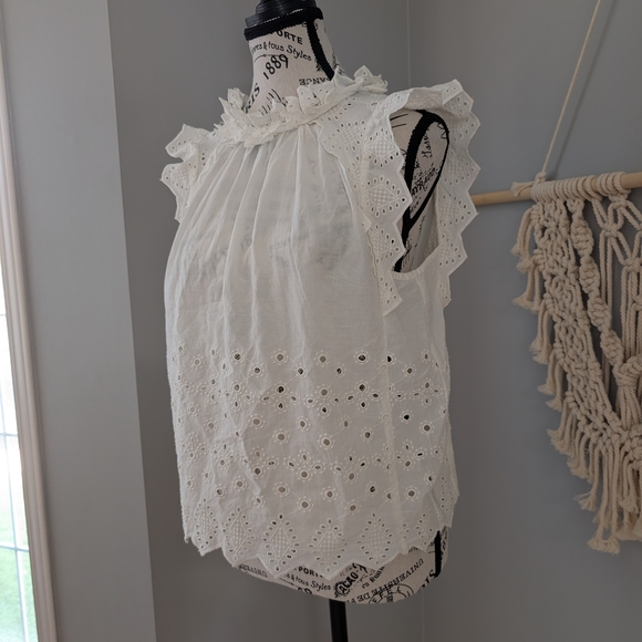 Bailey 44 Ivory Eyelet Ruffle Blouse Medium - Picture 2 of 8